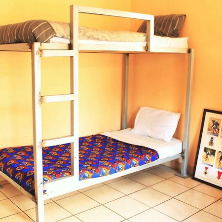 Auberge de jeunesse Urban Backpackers à Johannesbourg Extérieur photo