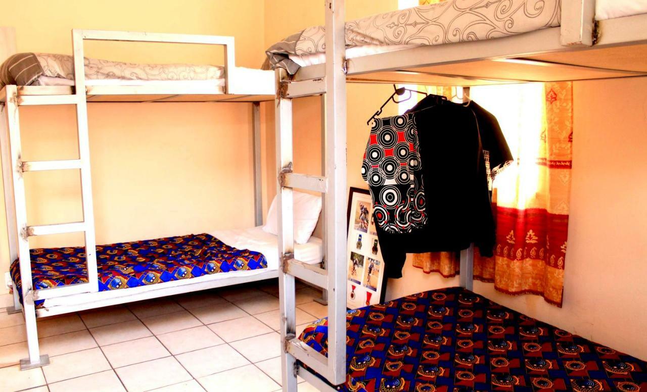 Auberge de jeunesse Urban Backpackers à Johannesbourg Extérieur photo