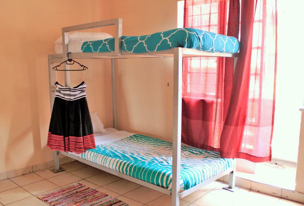 Auberge de jeunesse Urban Backpackers à Johannesbourg Extérieur photo