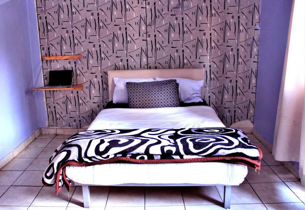 Auberge de jeunesse Urban Backpackers à Johannesbourg Extérieur photo